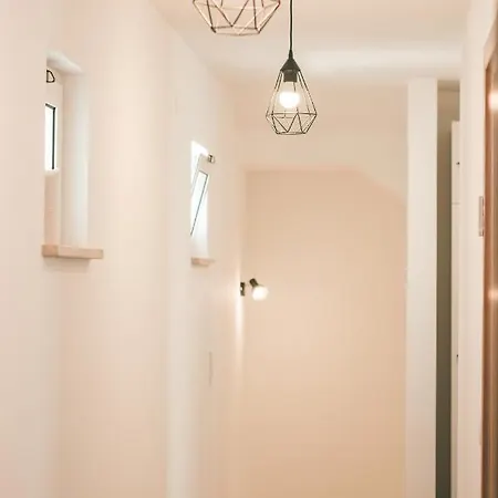 Almas Отель типа 