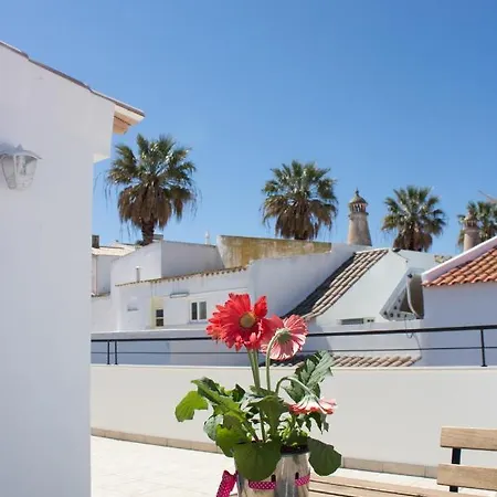 Almas Отель типа 