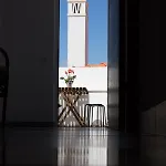 Oda ve Kahvaltı Almas Lagos